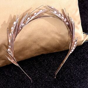 ROSANTICA MILANO vintage gold plated tiara with pearls. Made in Italy